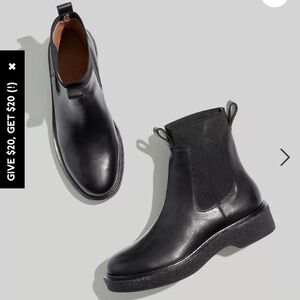 Madewell The Camryn Chelsea Boot in Leather NH205